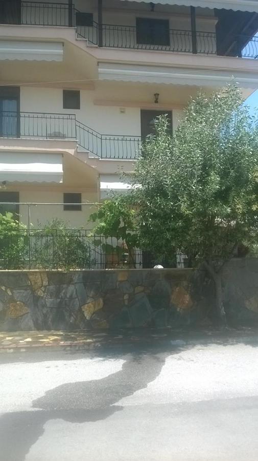 Villa Eleon 1 Vrasná Exteriör bild